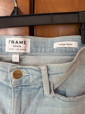 Frame Denim Le High Skinny Jeans in Light Blue Wash